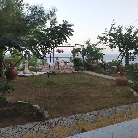 Studios Thanasis Лименария Екстериор снимка