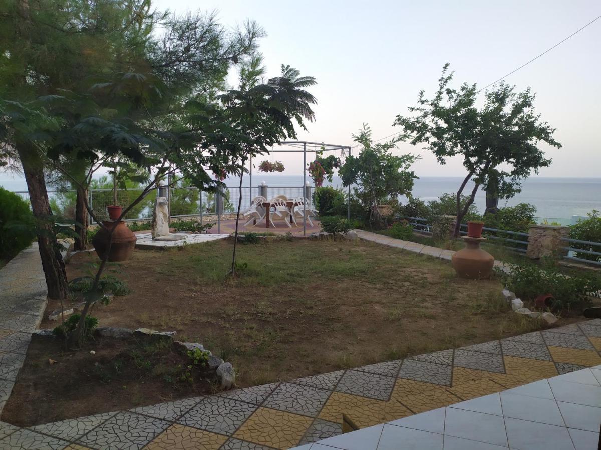 Studios Thanasis Лименария Екстериор снимка