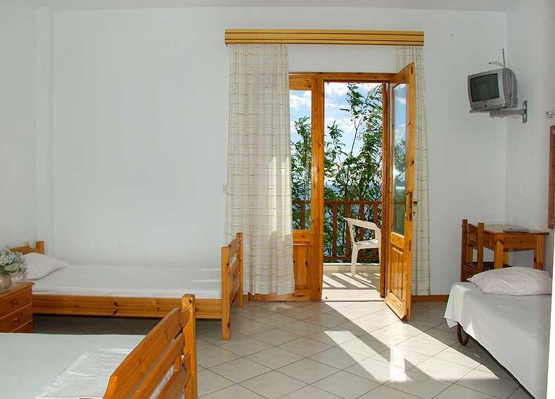 Studios Thanasis Лименария Стая снимка